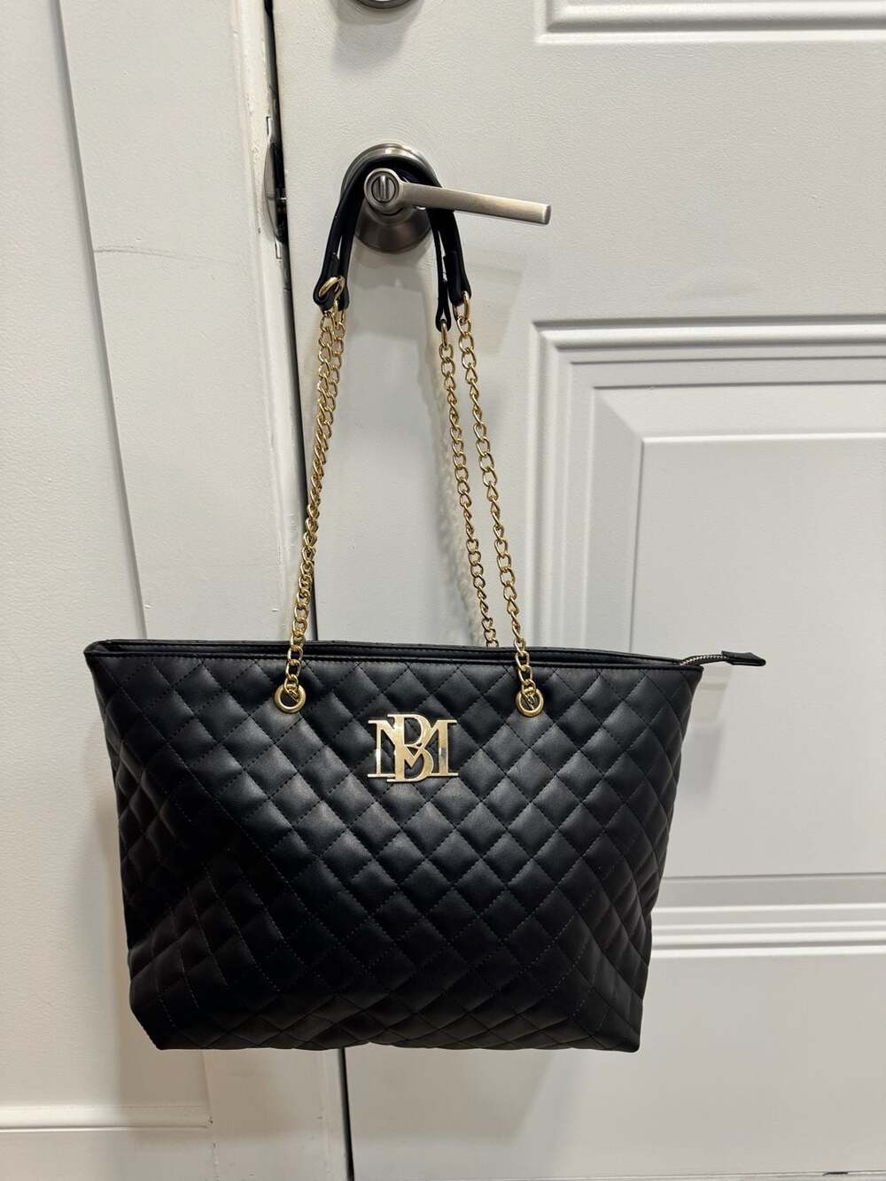 Badgley Mischka Black Quilted Chain Tote Shoulder Bag Gold Logo Large